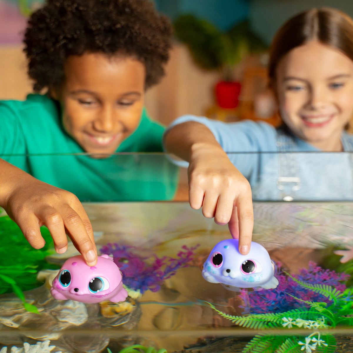 Animagic Let'S Glo Seal Electronic Pet