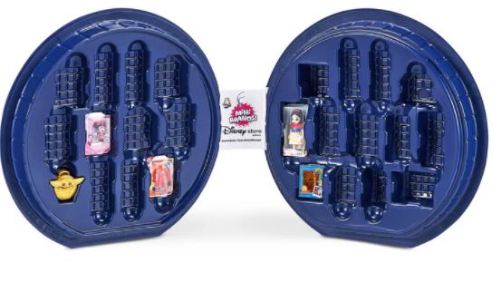 5 Surprise Disney Store Series 1 Collector Case