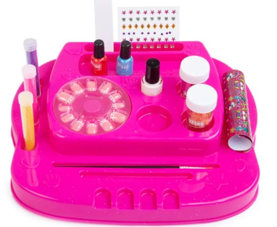Ultimate Nail Studio