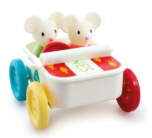 Early Learning Centre Happyland Kettle Cottage Playset V2