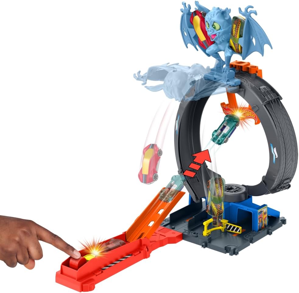 Hot Wheels City Bat Loop Attack Playset