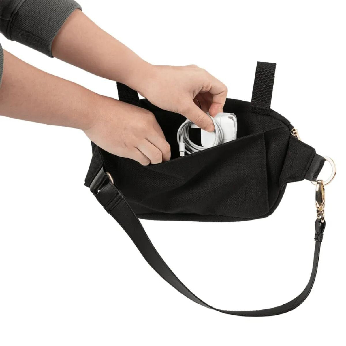 Nuna Sling Bag (Caviar)