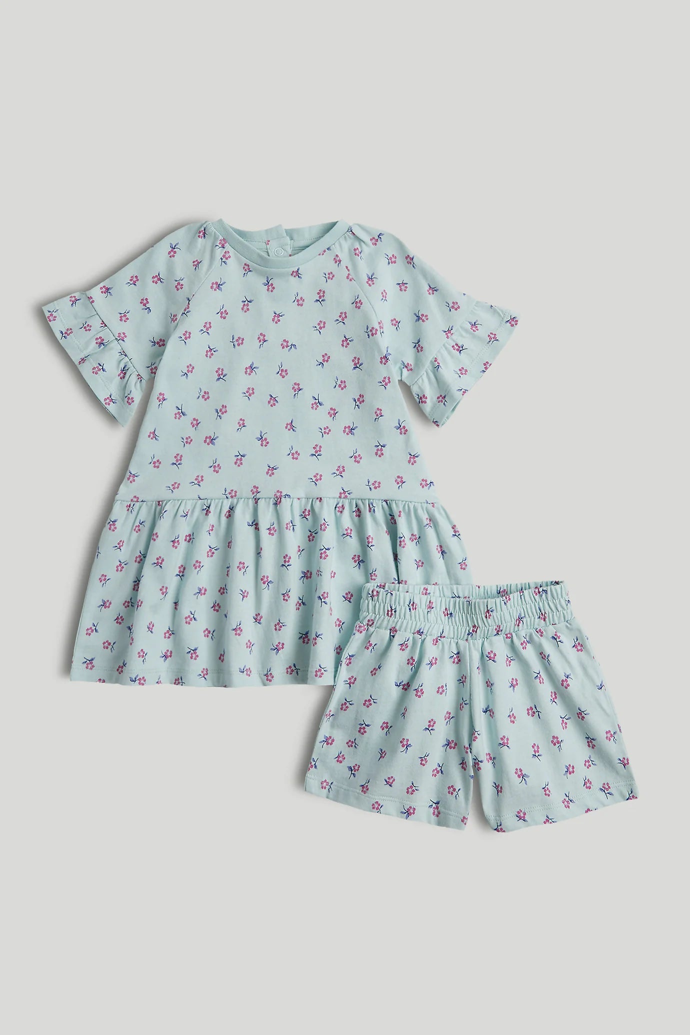 Floral T-Shirt and Shorts Outfit