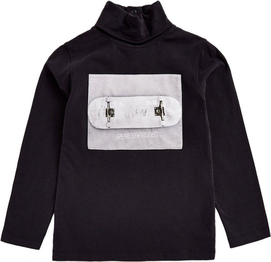 Long-Sleeved Turtleneck Shirt