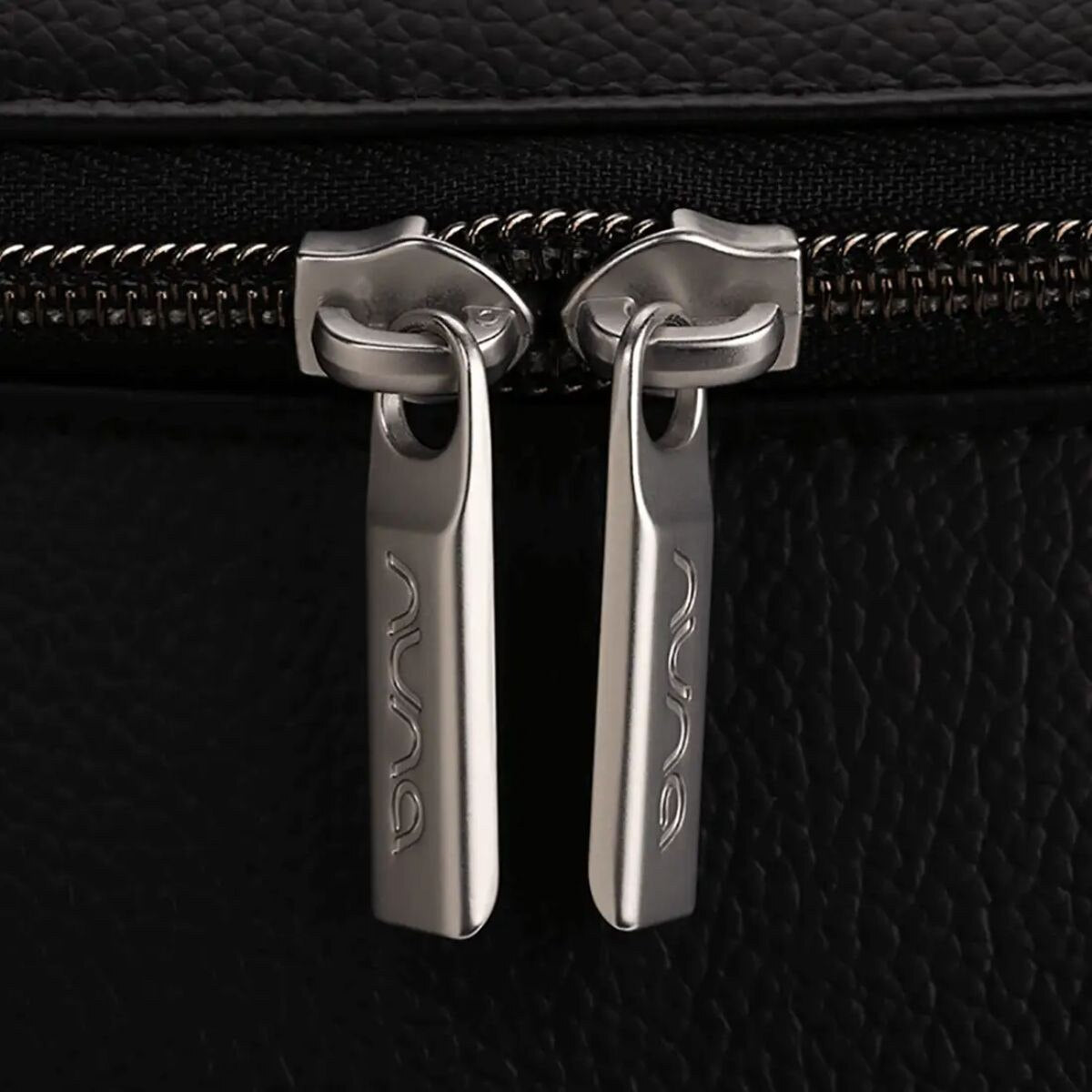 Nuna BMW Essentials Bag (Element)