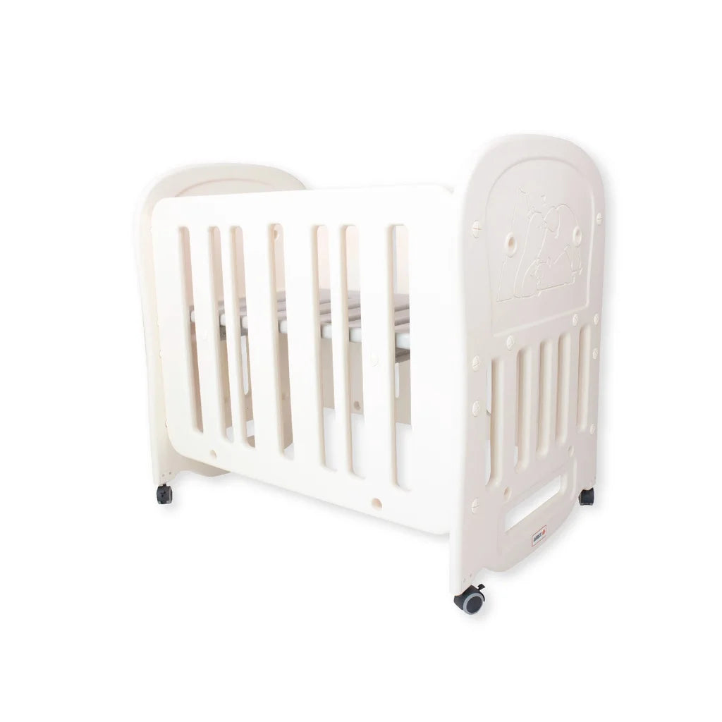 2-in-1 Luna Rockable Baby Cot