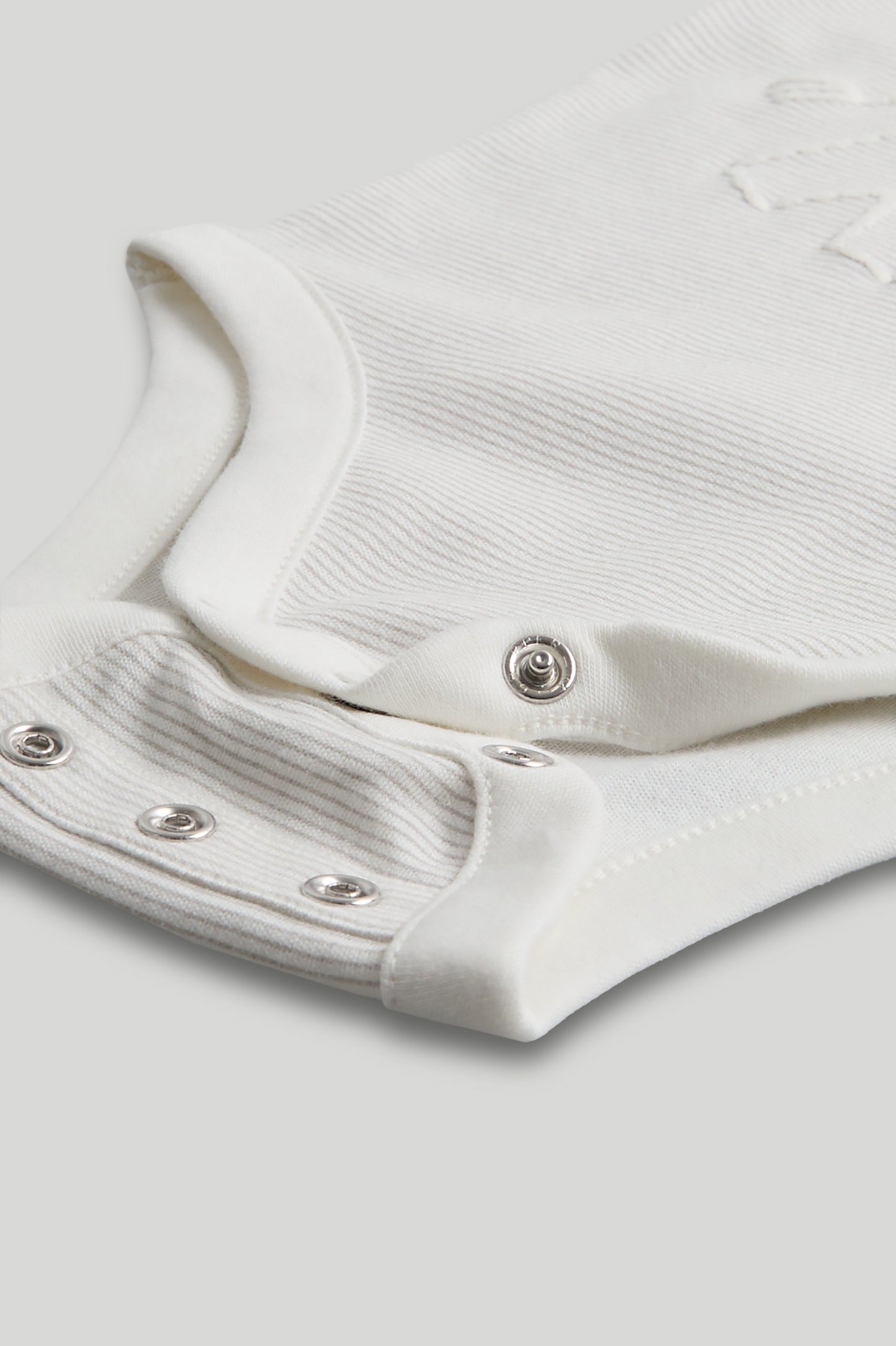 Lion Extendable Bodysuit