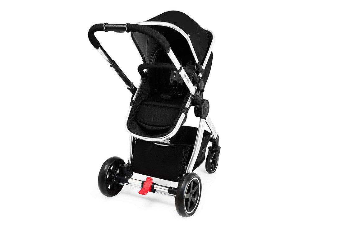 Forward Facing Oyster Black Chassis